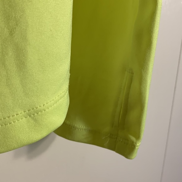 Under Armour (L) - Picture 13 of 13